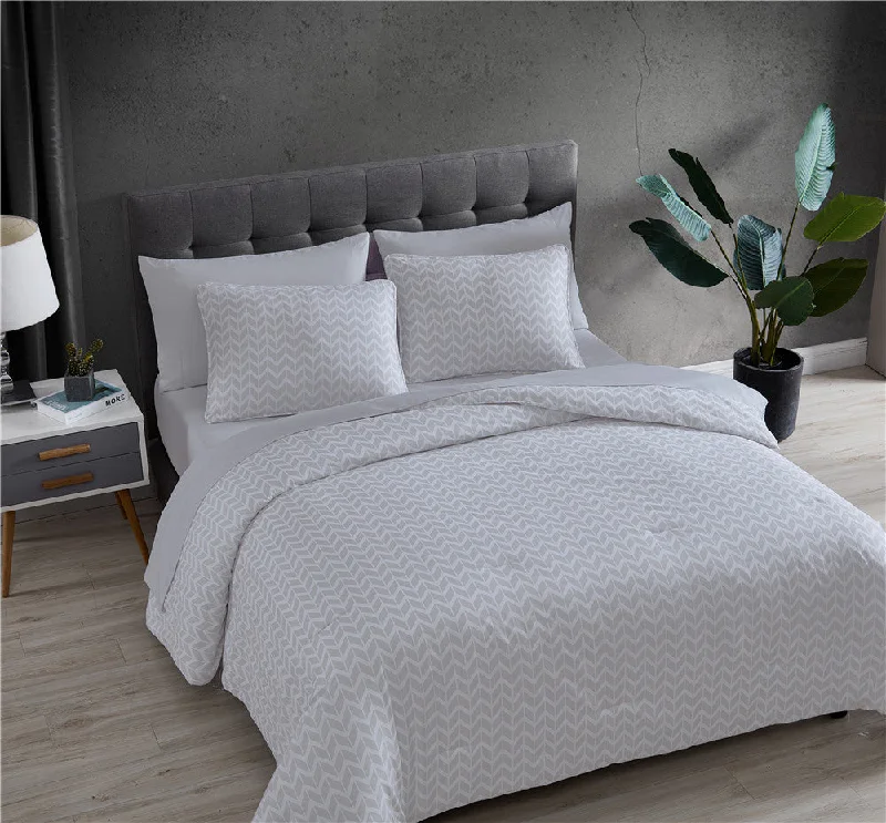 Unwind with Weekend Discounts Pine 7 Piece bed in a bag Comforter Set and Sheet Set